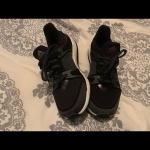 Adidas size 9 black pureboost athletic shoe